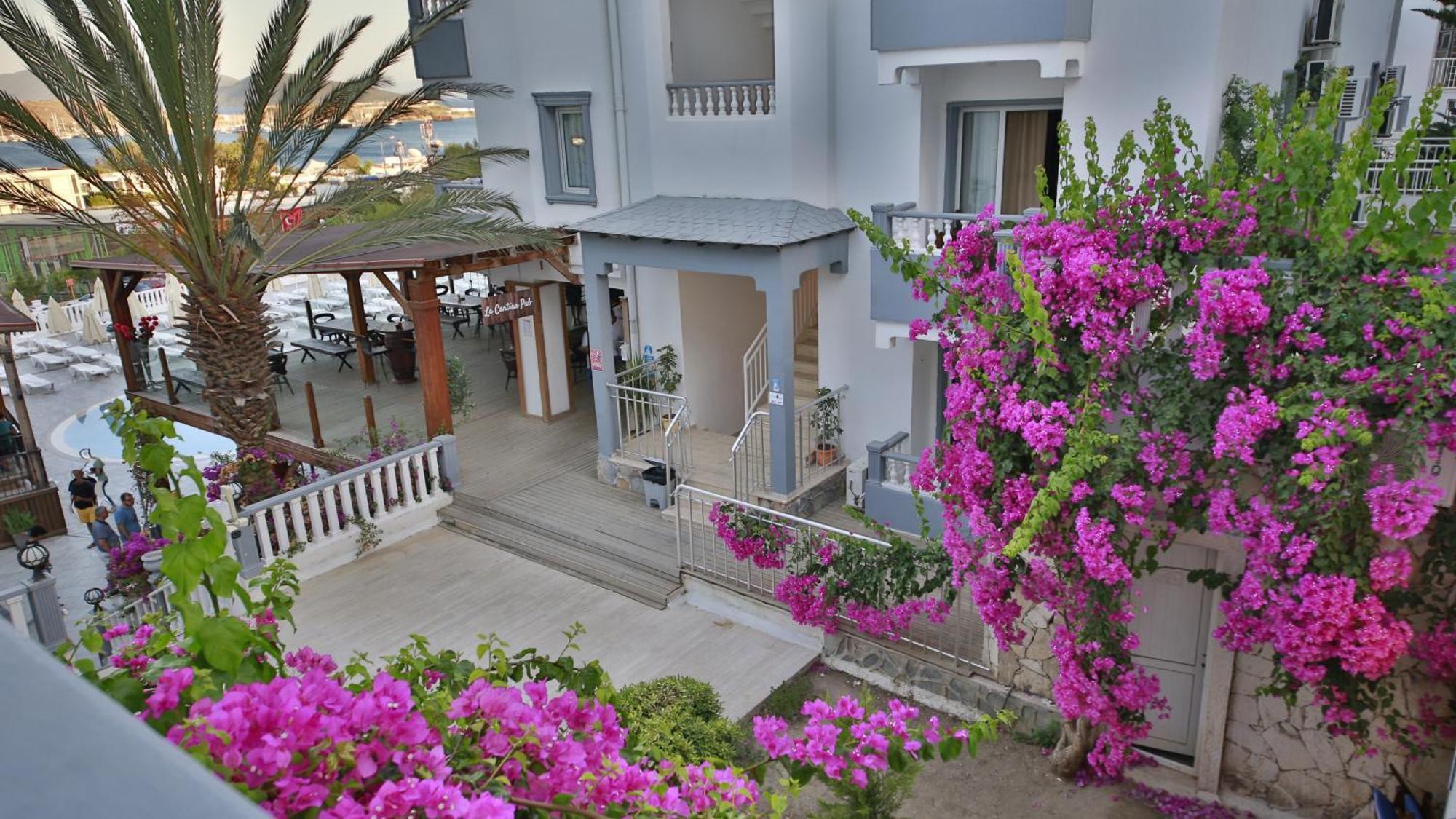 Smart Holiday Hotel Bodrum Bitez Exterior photo